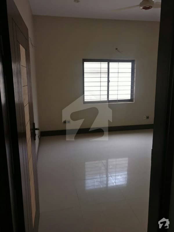 Ocean Point Shaheed Millat Road Flat For Rent