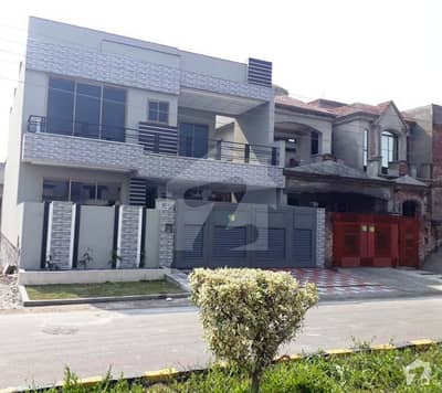 10 Marla Newly Built House On Main Boulevard 10 Marla Newly Built House On Main Boulevard