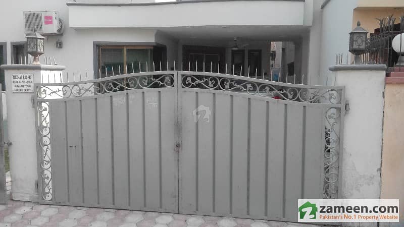 12-Marla Double Story Bungalow for sale Located Cantt View