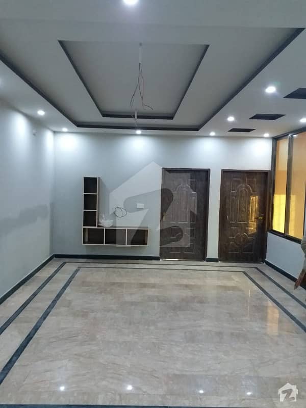 Brand New 10 Marla Upper Portion With Gas For Rent In Nawab Town Near Beaconhouse School