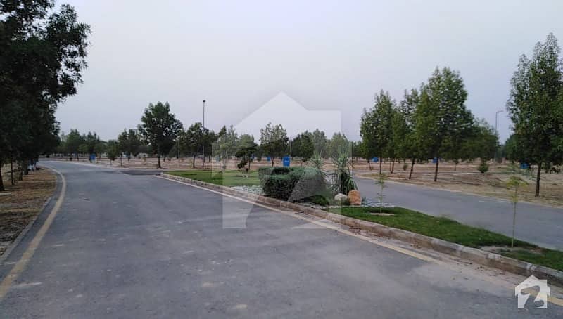 Super Hot Investment Opportunity 8 Marla Residential Plot With Possession For Sale In J Block Bahria Orchard Phase 2 Lahore