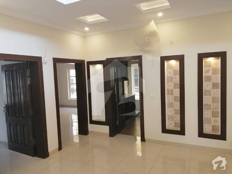 10 Marla House Urban Boulevard Road Available For Rent In Bahria Enclave Islamabad