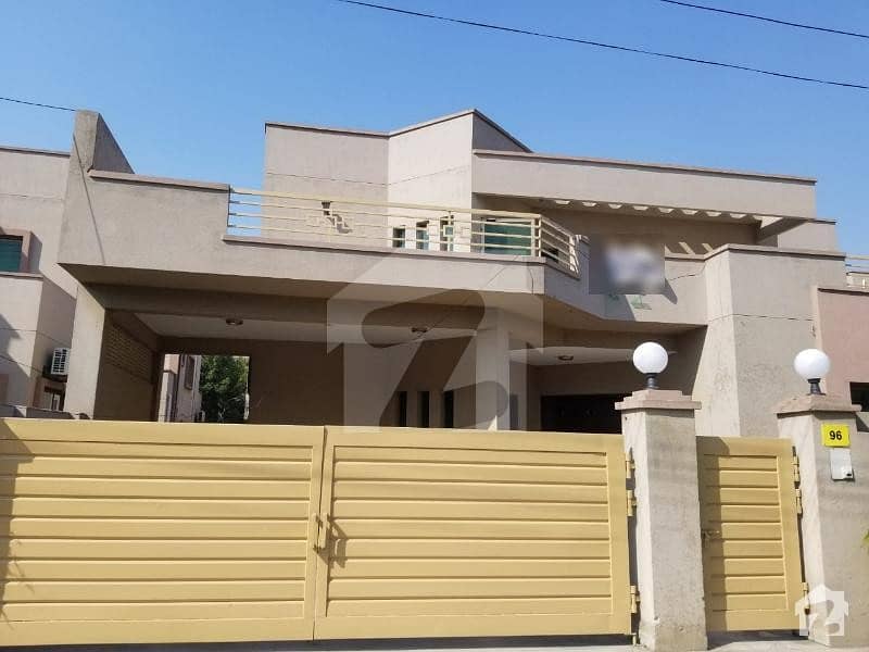 01 Kanal 04 Bed Luxury House In Askari 11 For Rent Fully Renovated Near To Park & Mosque