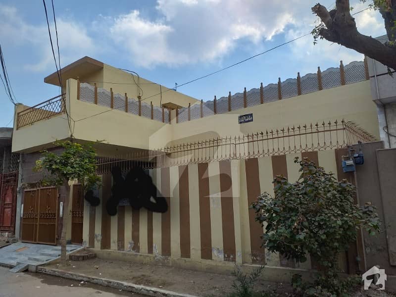 نیو ملتان ملتان میں 4 کمروں کا 10 مرلہ مکان 1. 2 کروڑ میں برائے فروخت۔