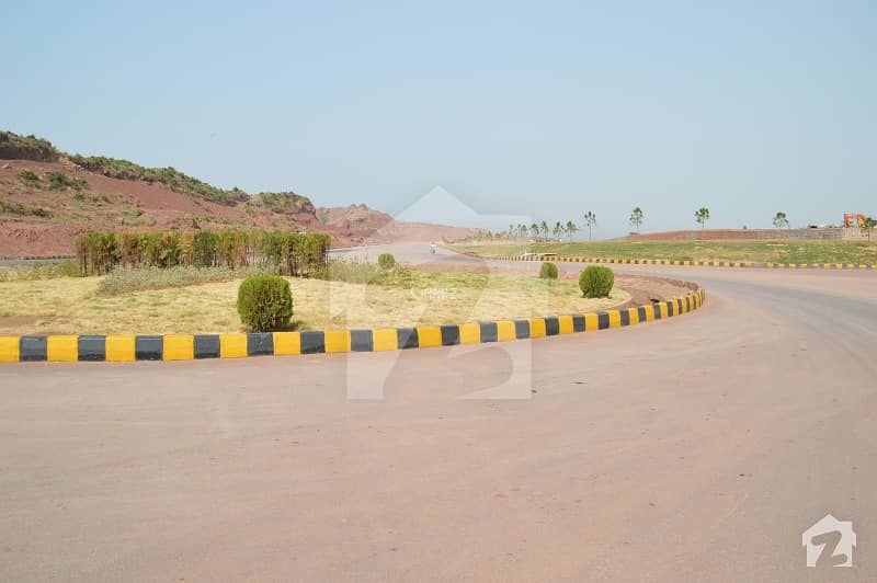 Commercial Mini Plot Is Available For Sale