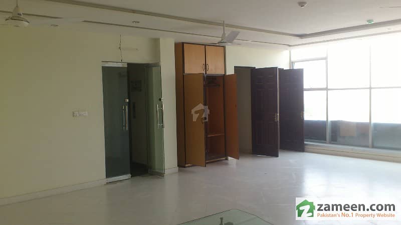 4-Marla Outstanding 2nd Floor  Commercial For Rent in DHA Defence Phase 6 Main Boulevard,