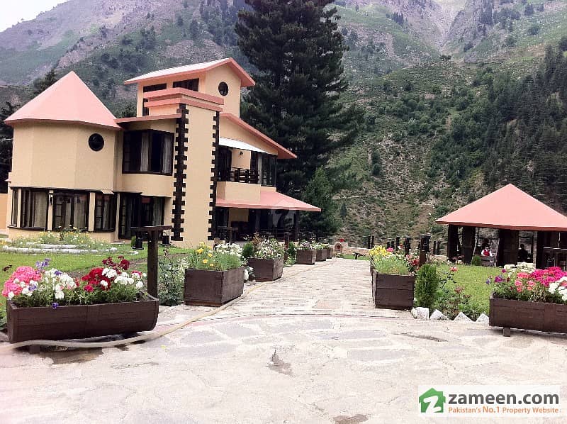 3 ½ Kanal Luxurious Brand New Furnished Bungalow For Sale In Naran