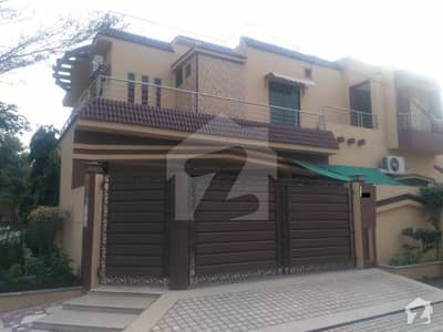 13 Marla Luxury 6 Bedroom For Sale In Abdalian Society Like Brand New