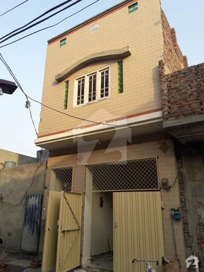 حاجی آباد فیصل آباد میں 2 کمروں کا 3 مرلہ بالائی پورشن 11 ہزار میں کرایہ پر دستیاب ہے۔