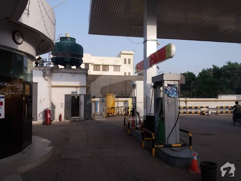 1000sqyd Petrol pump for sale in korangi road