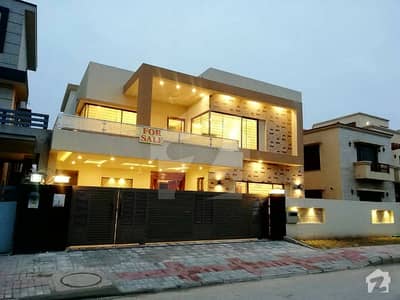 1 Kanal Awesome House For Sale In Bahria Town 1 Kanal Awesome House For Sale In Bahria Town