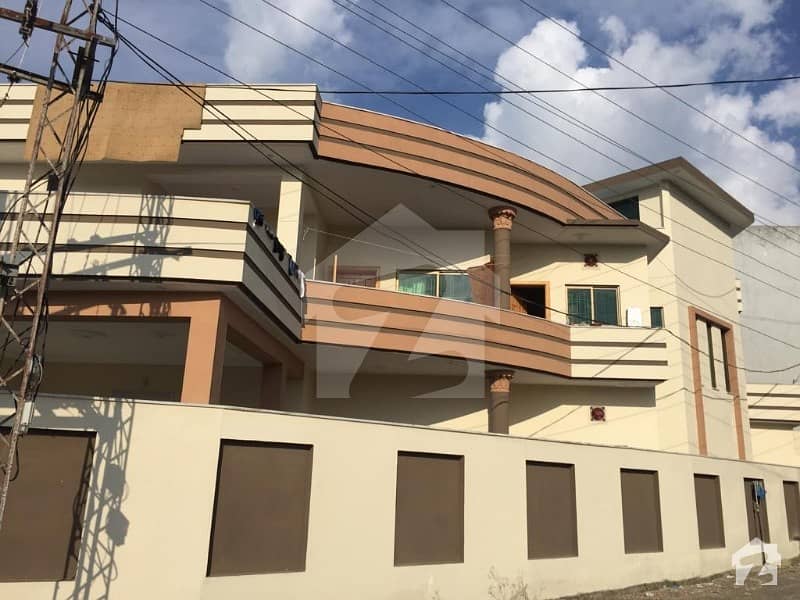 10 Marla House For Rent In Police Colony