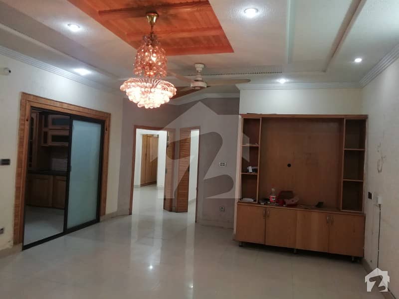 10 MARLA HOUSE  FOR RENT IN BAHRIA TOWN