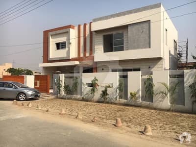 State Life 15 Marla Luxury  Attractive Out Class Bungalow Available For Sale