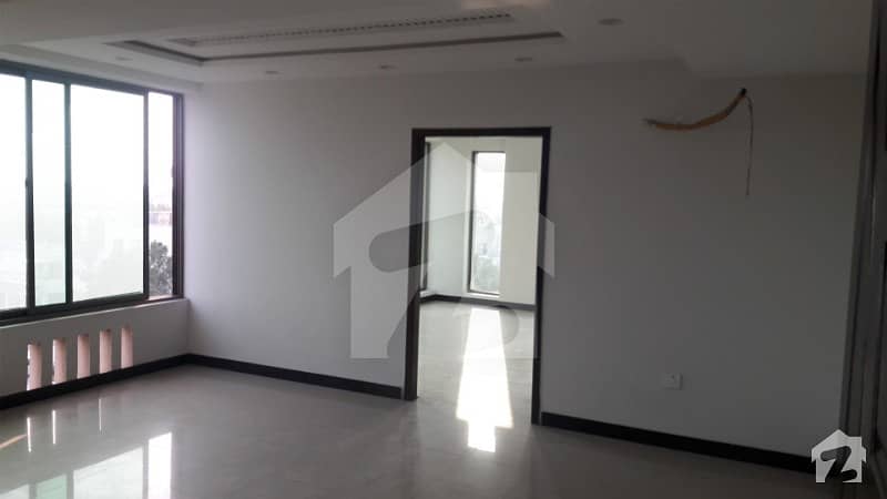 Spacious One Bed Apartment Available For Rent in Bahria Town Lahore