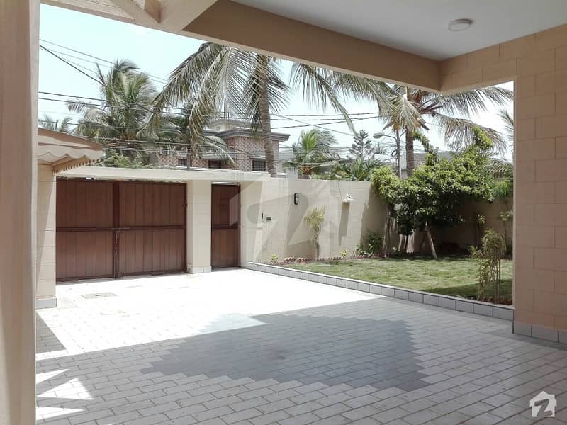 500 Sq Yd Bungalow Is Available For Rent At Dha Phase 7 For Multinational Companies Only