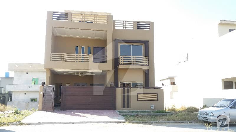 7 Marla Brand New Double Storey For Sale In Jinnah Garden Neat And Clean