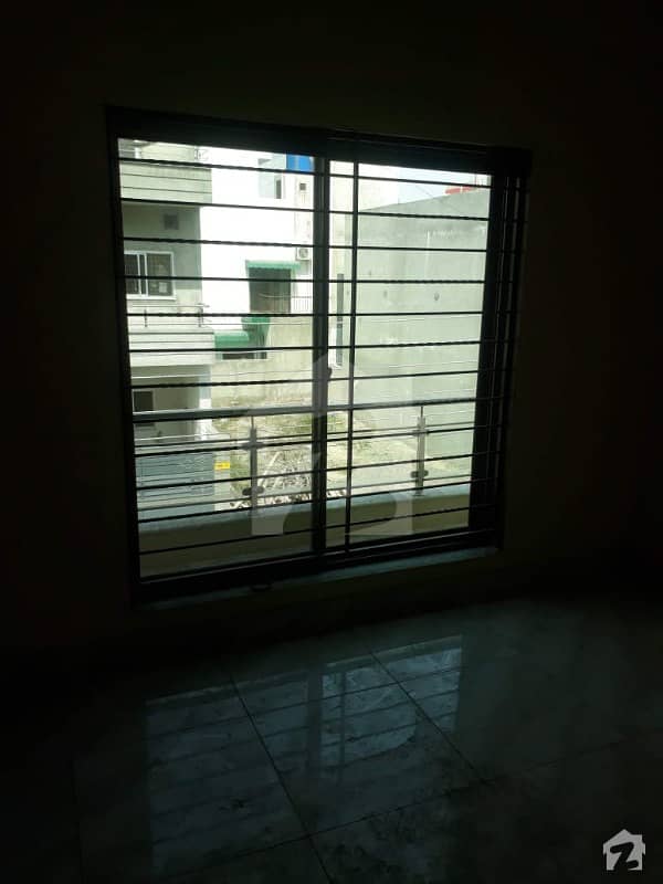 10 Marla Upper Portion For Rent In Canal Garden Lahore