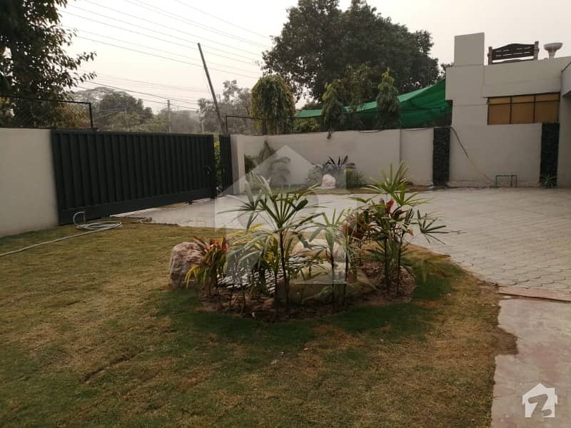 Sui Gas Society 2 Kanal New Bungalow For Rent
