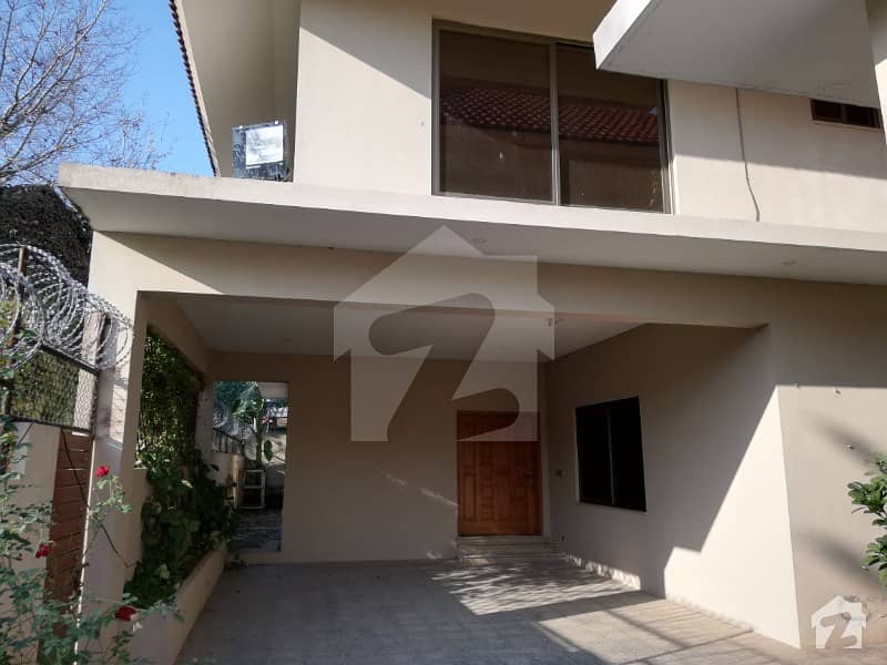 5 Beds House For Rent In Sector F6