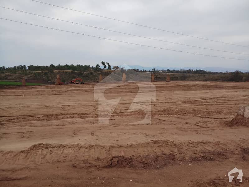 4 Marla Commercial Plot Is Available For Sale