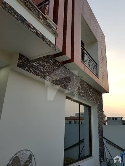 10 Marla Brand New Double Unit House For Sale 10 Marla Brand New Double Unit House For Sale