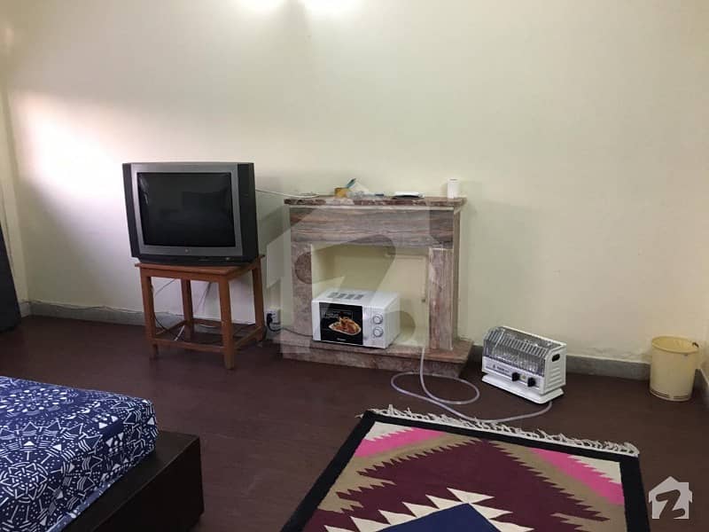 Room For Rent In One Kanal House