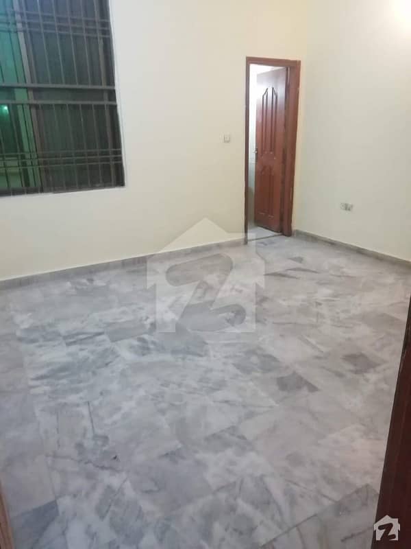 10 Marla Upper Portion Near To Canal Road For Rent