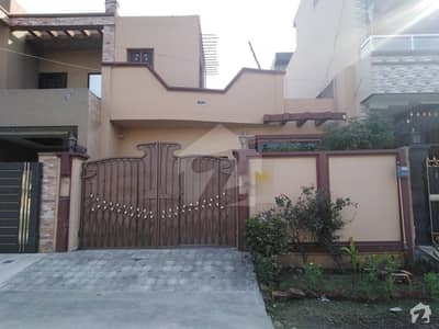 1. 5 Storey House for Rent