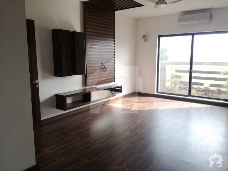 10 Marla Upper Portion For Rent 10 Marla Upper Portion For Rent