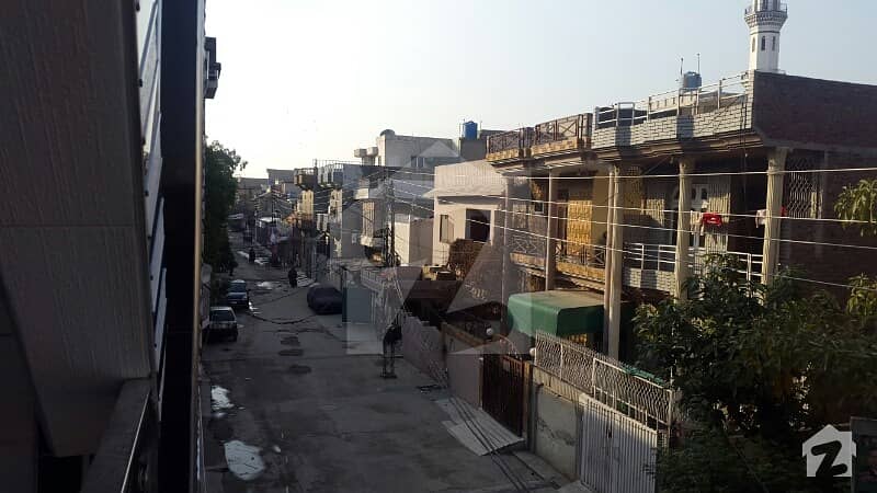 شادباغ لاہور میں 5 کمروں کا 5 مرلہ مکان 2 کروڑ میں برائے فروخت۔