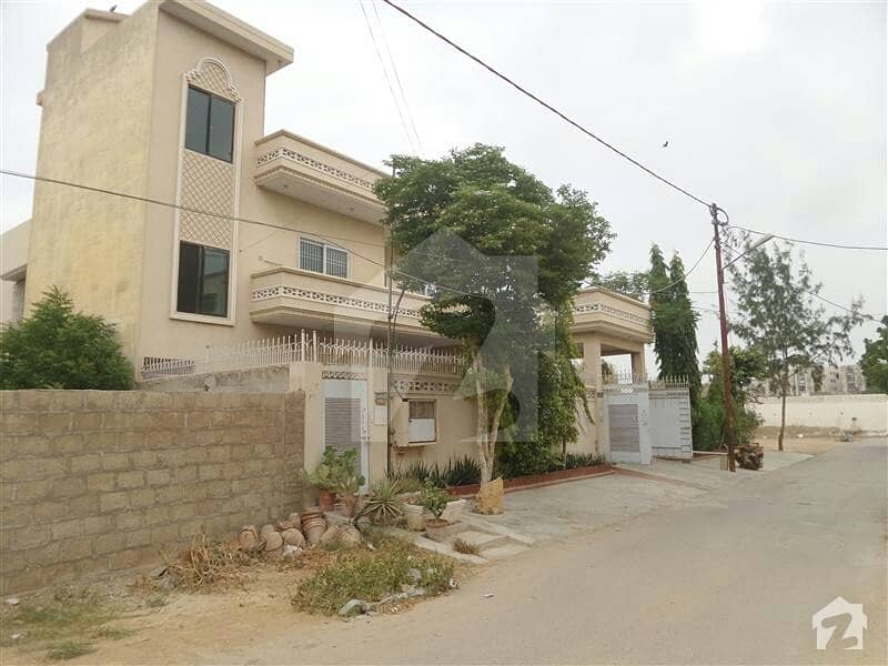 West Open Double Storey 2 Unit Well Maintained House For Sale In GulistaneJauhar