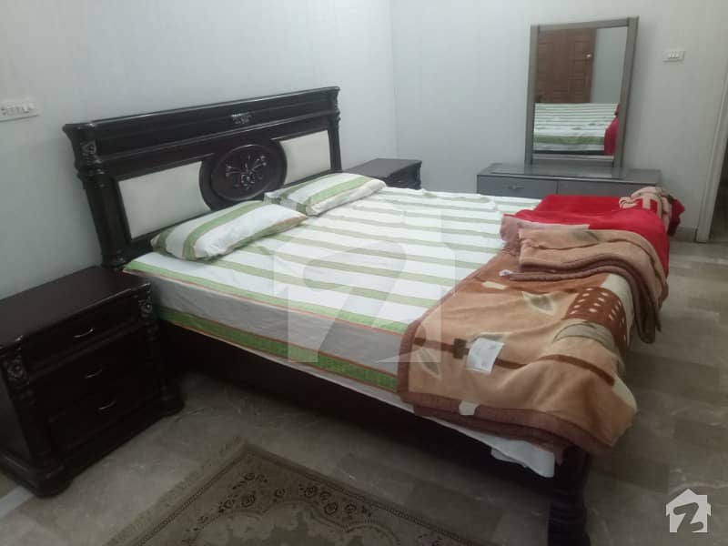 Room Available For Rent In Dha Lahore