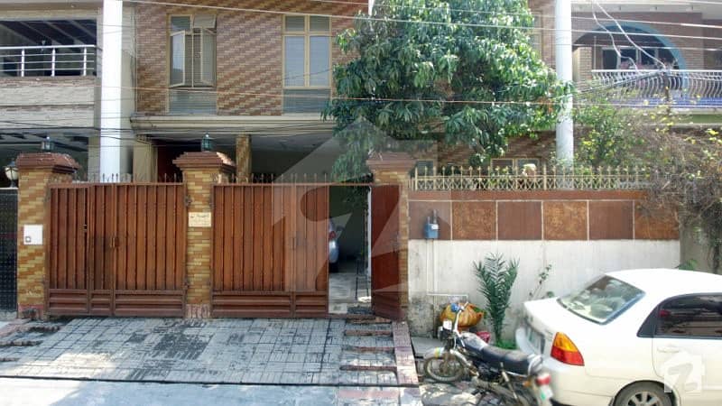 House For Sale At Prime Location In Lahore