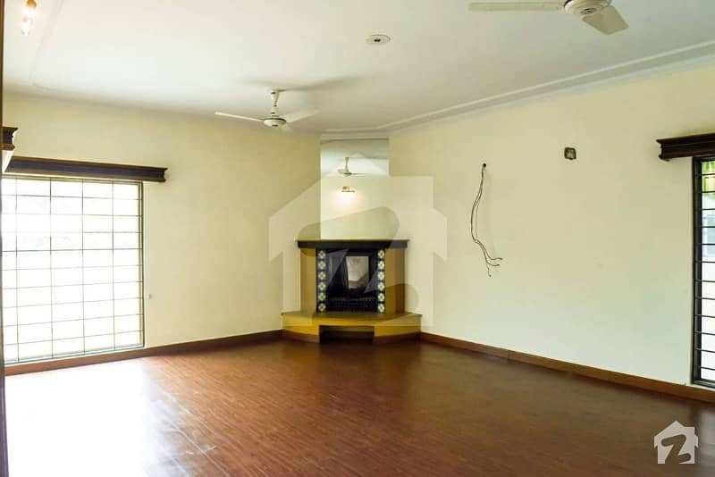Lower Portion 10 Marla House Is Available For Rent In Jasmine Block Sector C