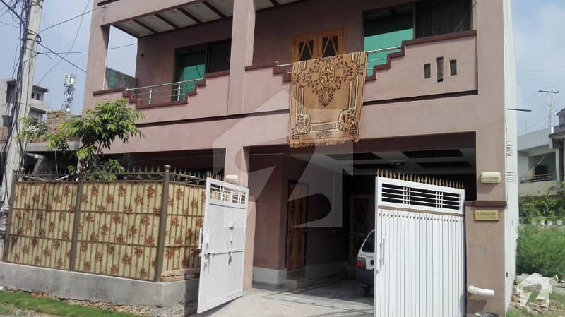 سوان گارڈن ۔ بلاک جی سوان گارڈن اسلام آباد میں 6 کمروں کا 8 مرلہ مکان 1.5 کروڑ میں برائے فروخت۔