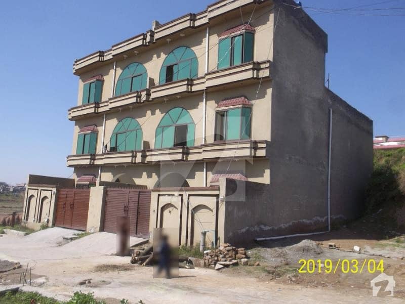 ارسلان ٹاؤن اسلام آباد میں 7 کمروں کا 6 مرلہ مکان 75 لاکھ میں برائے فروخت۔