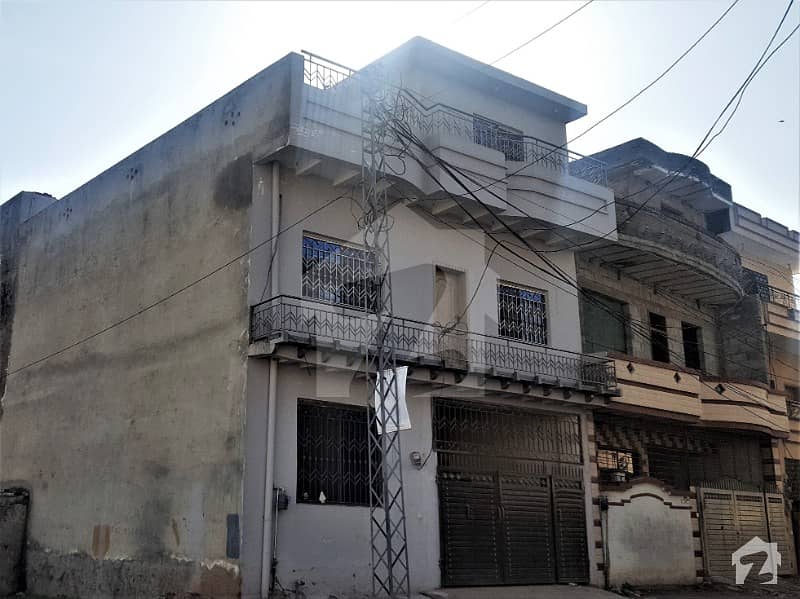 Beautiful construct 4 marla House for sale in Islamabad near motorway chowk 26  opposite G15 islamabad