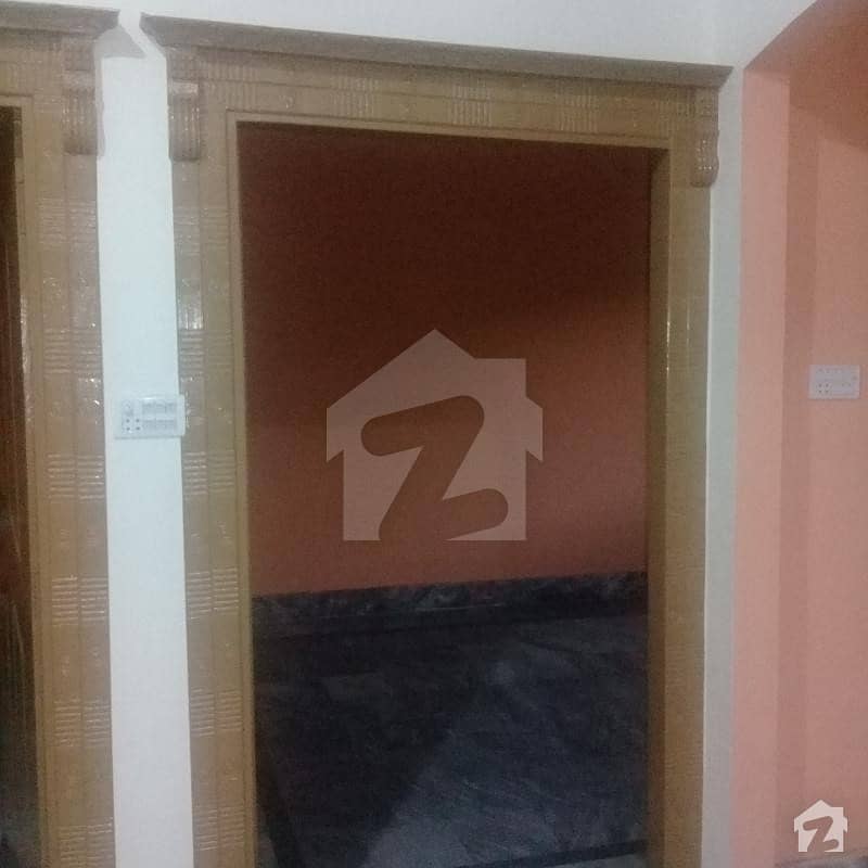 49 ٹیل فیصل آباد روڈ سرگودھا میں 2 کمروں کا 2 مرلہ مکان 27 لاکھ میں برائے فروخت۔