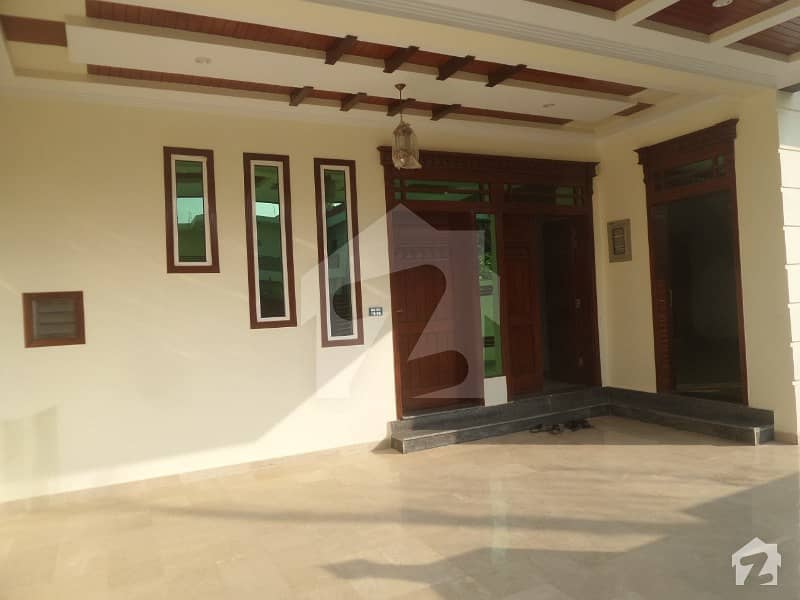 Triple Storey House With Basement Is Available For Sale