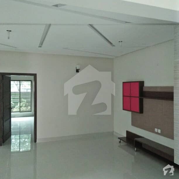 10 Marla Single Story Independent House For Rent In Bahria Town Lahore