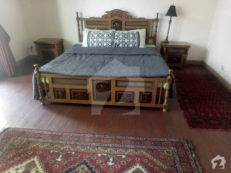 Furnished Bedroom For Rent Only For Females And Couple