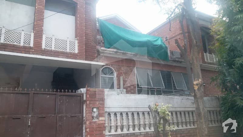1 Kanal Corner  House For Sale Near To Market  Mosque