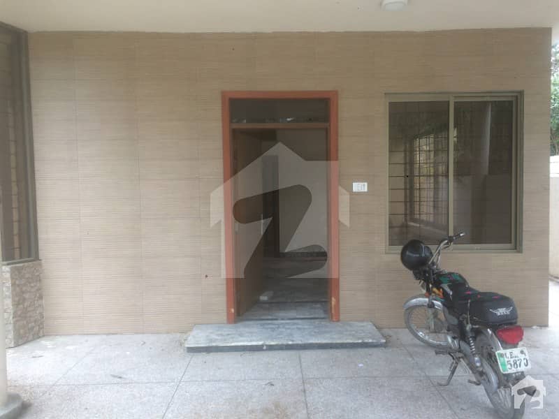 Al Noor Offer 30 Marla Lower Portion For Rent In Cantt