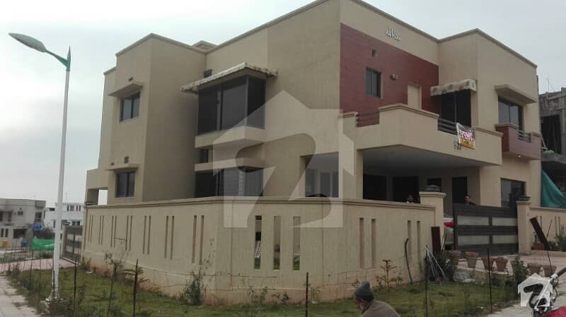 Real pic 16 Marla new Ground Porshn For Rent in sector D Bolck Bahria Town phase 8 Rawalpindi Pakistan