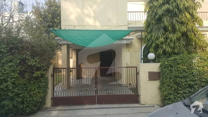 14 Marla House Is Available For Sale In Gulberg 3
