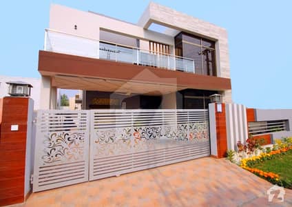 Near To Park 10 Marla Solid Construction Luxury House For Sale Near To Park 10 Marla Solid Construction Luxury House For Sale