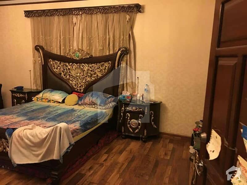 fully furnished 1bedroom attached washroom kitchen in benglow parking dha6rent
