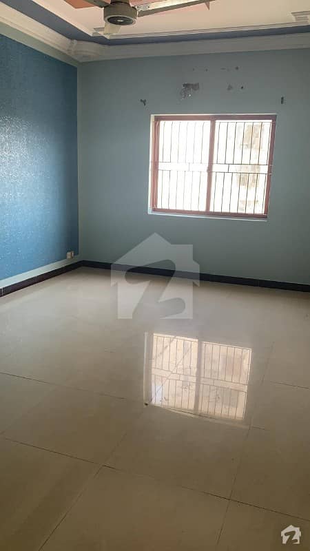 3 Bed Dd Apartment Available For Rent