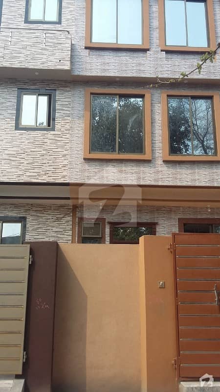 Brand New Double Storey House Available For Rent